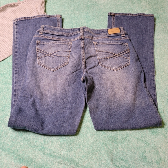 Aeropostale Bootcut Jeans Size 6 Short - Picture 4 of 7